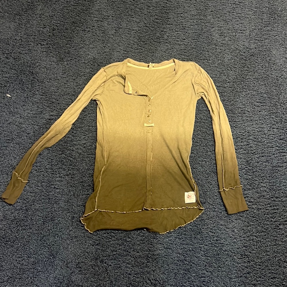 A long sleeve olive green ombré top from free people!